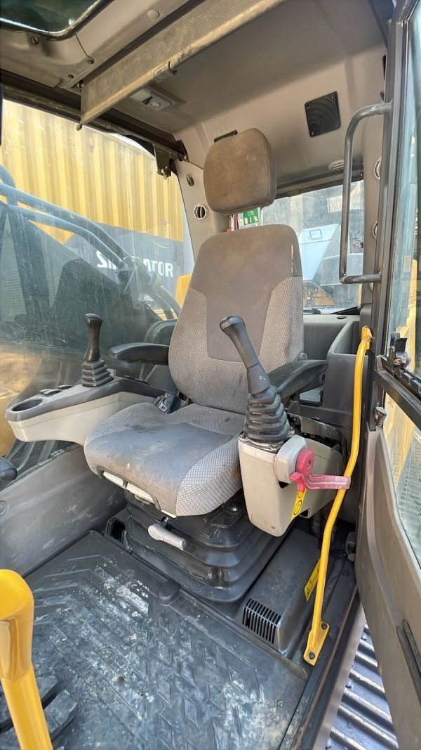 EXCAVADORA CADENAS EC480DL - Imagen 3