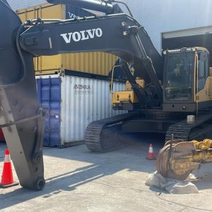 EXCAVADORA CADENAS EC480DL