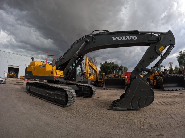 EXCAVADORA CADENAS EC480DL - Imagen 8