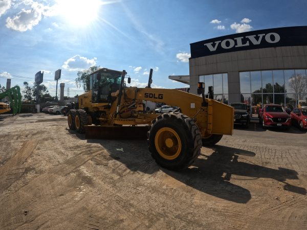 MOTONIVELADORA G9220F - Imagen 8