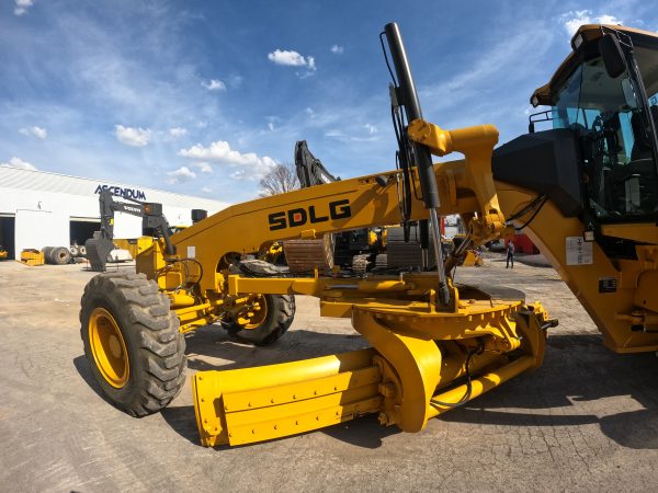 MOTONIVELADORA G9220F - Imagen 12