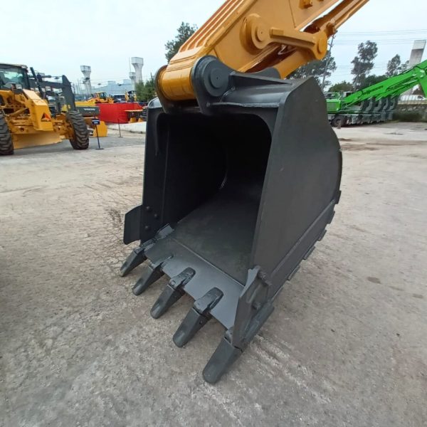 EXCAVADORA SOBRE ORUGAS E6225F - Imagen 3