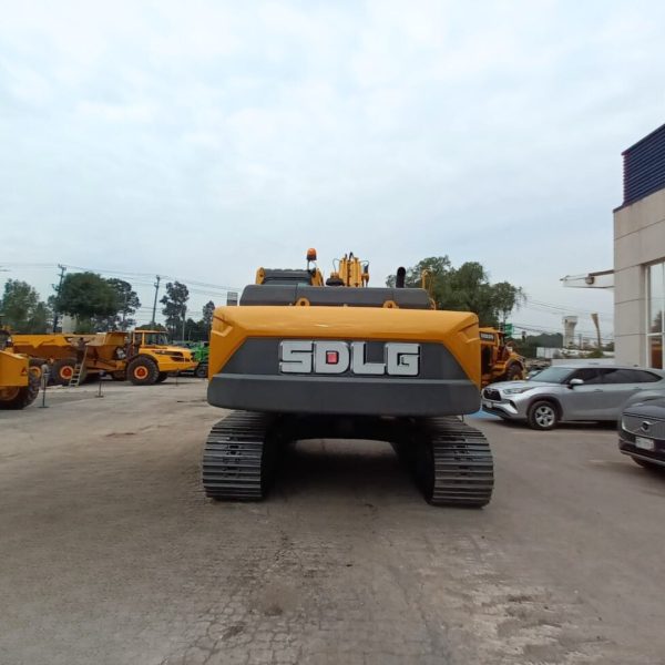EXCAVADORA SOBRE ORUGAS E6225F - Imagen 11