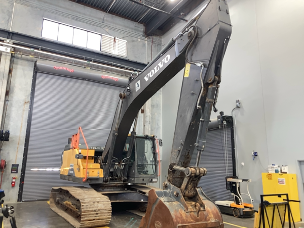 EXCAVADORA CADENAS EC300EL - Imagen 3