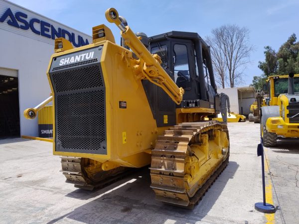 TRACTOR DE CADENAS SD32